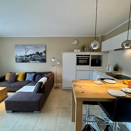 Kaeptn Brass 1 App 2 Wiesenweg Dierhagen