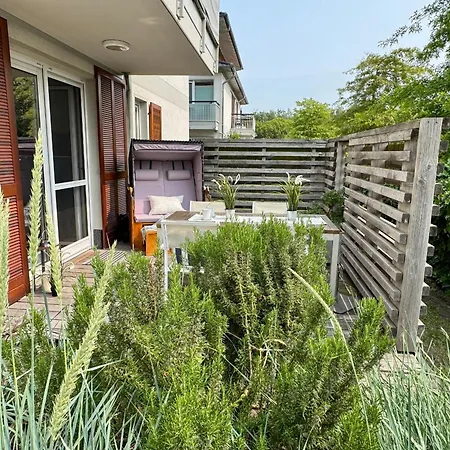 Kaeptn Brass 1 App 2 Wiesenweg *